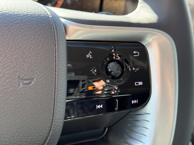 2025 Infiniti QX80 Luxe photo 21