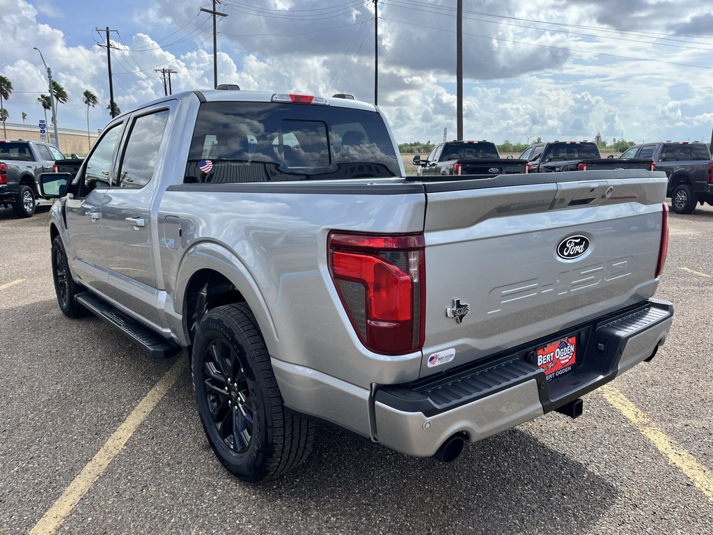 2025 Ford F-150 XLT photo 3