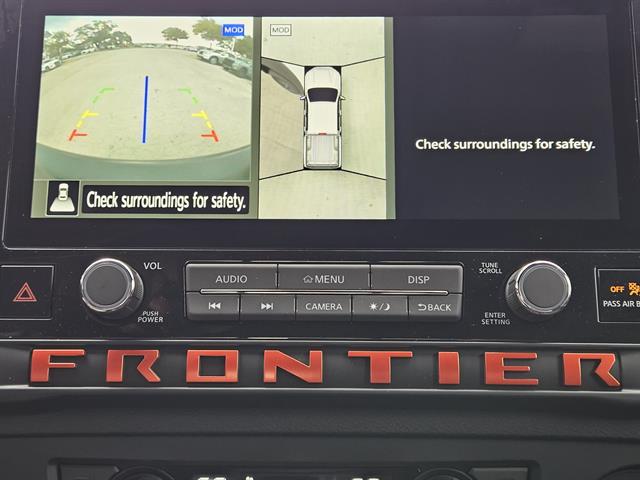 2025 Nissan Frontier PRO-4X photo 13