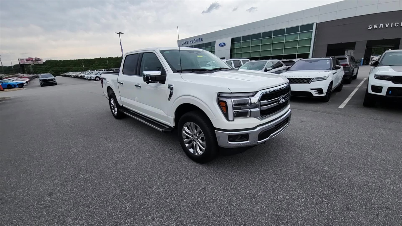 2025 Ford F-150 Lariat photo 4