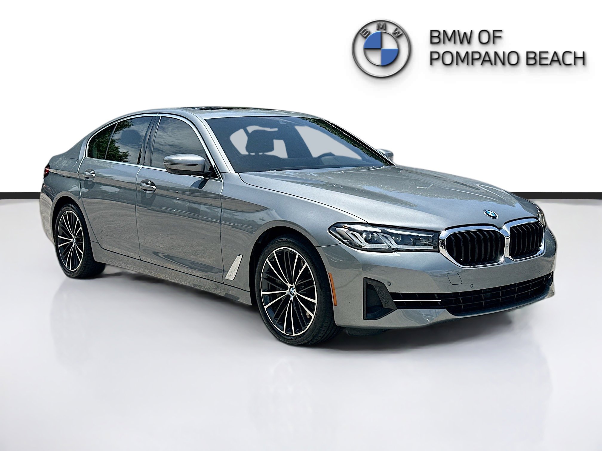 2023 BMW 5 Series 540i's photo