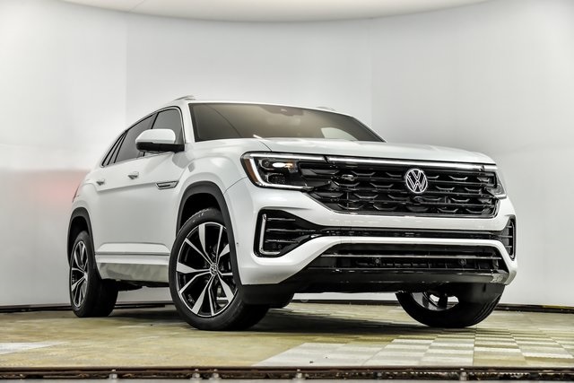 2026 Volkswagen Atlas Cross Sport SEL Premium R-LINE's photo