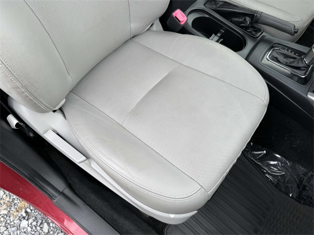 2016 Subaru Forester 2.5i Touring photo 14