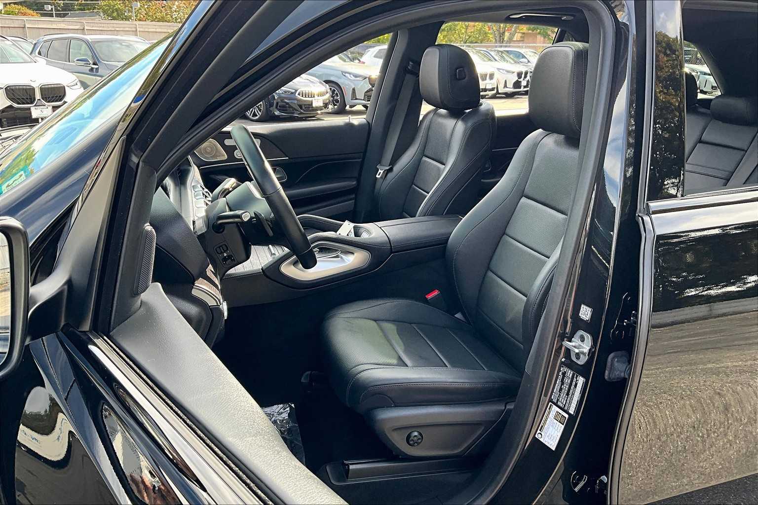 2022 Mercedes Benz GLE 450 4MATIC photo 4