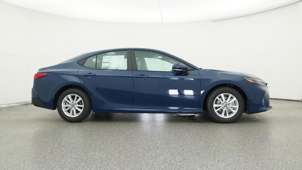 2026 Toyota Camry LE photo 24