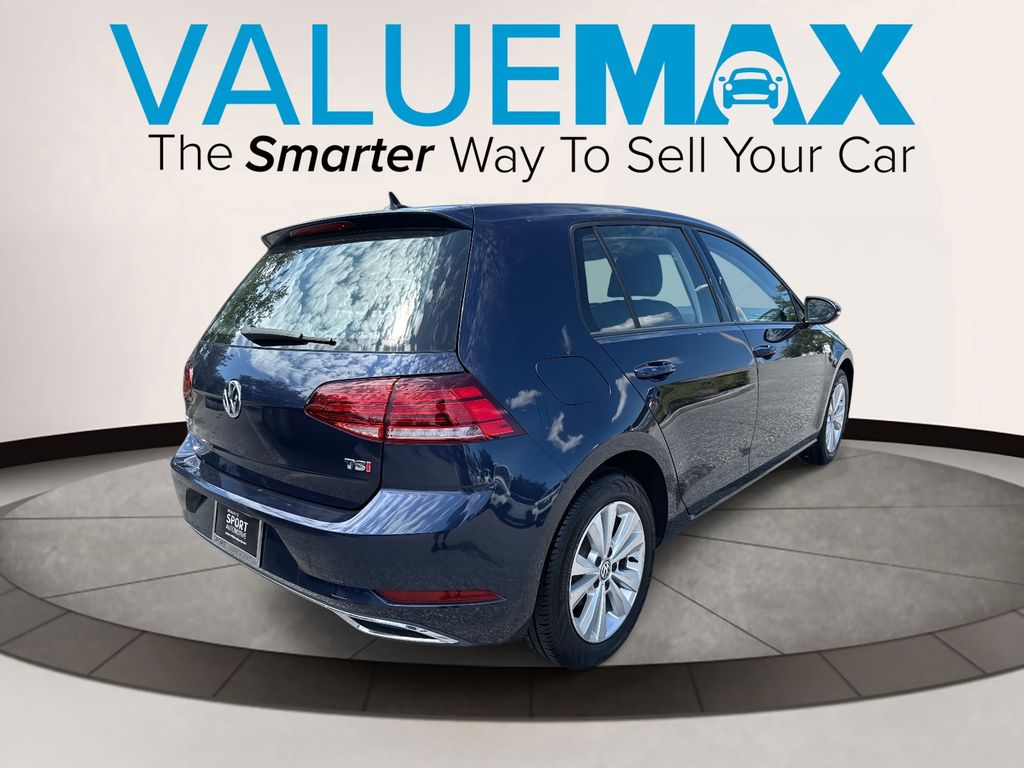 2018 Volkswagen Golf TSI SE photo 3