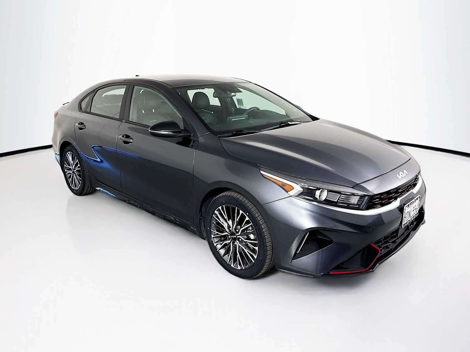 2023 Kia Forte GT-Line's photo