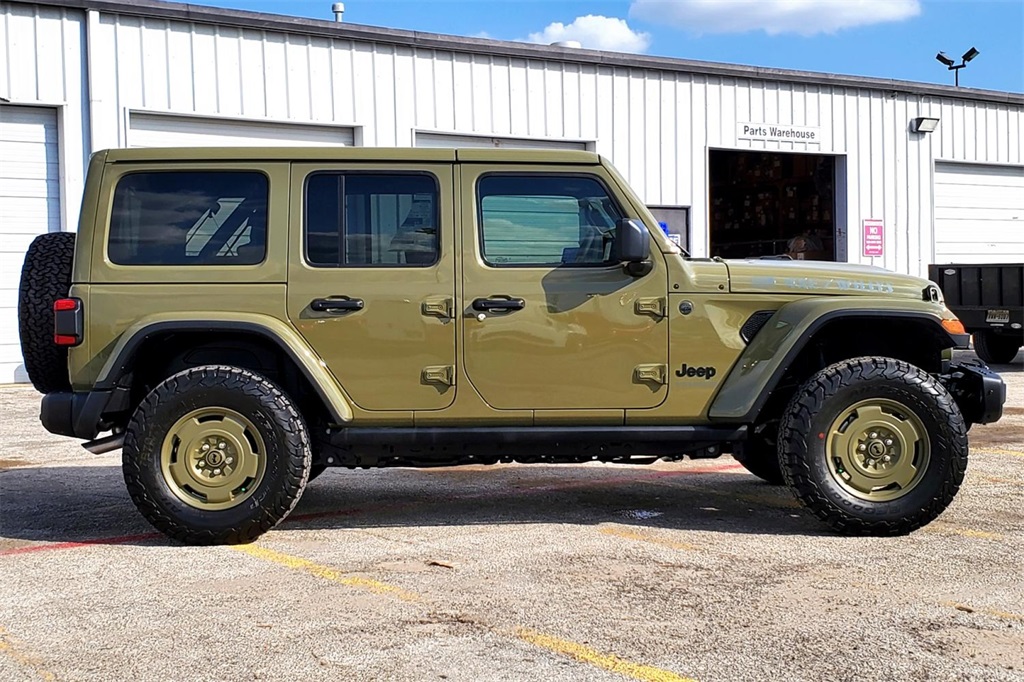 2025 Jeep Wrangler Willys 4xe photo 4