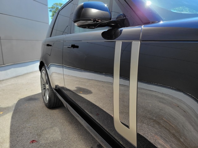 2024 Land Rover Range Rover SE photo 36