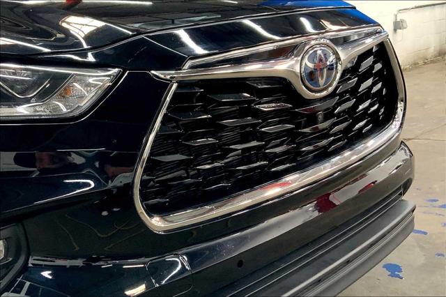 2021 Toyota Highlander Limited photo 29