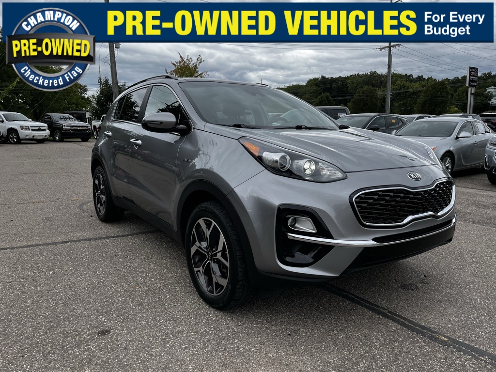 2022 Kia Sportage EX photo 3