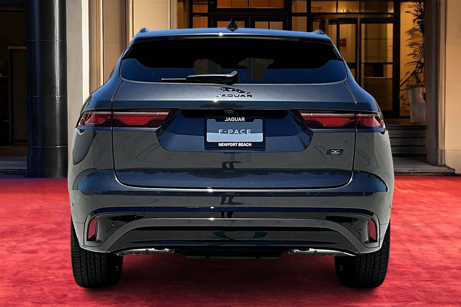 2026 Jaguar F-PACE P250 R-Dynamic S photo 4