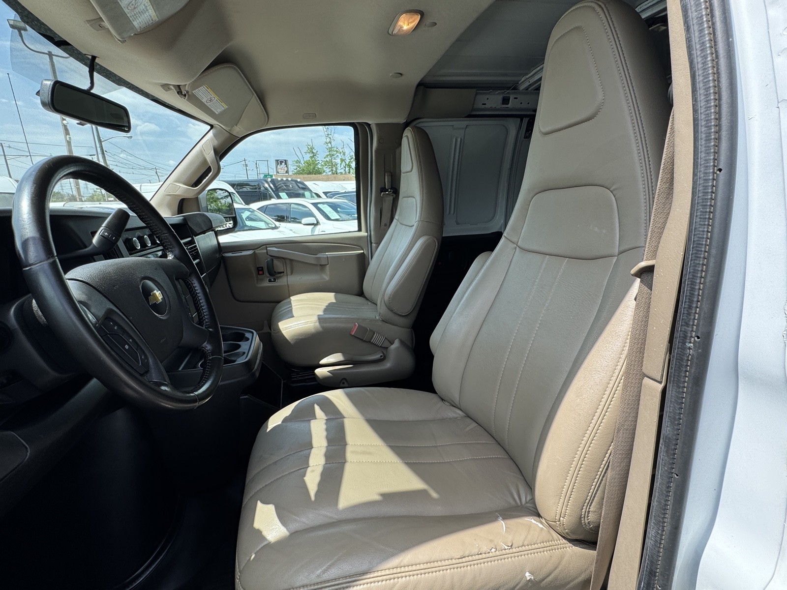 2021 Chevrolet Express Cargo Work Van 2500 photo 11