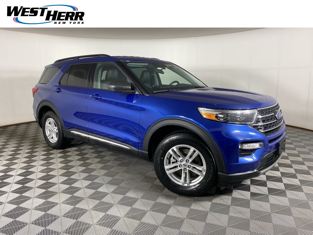 2022 Ford Explorer XLT's photo