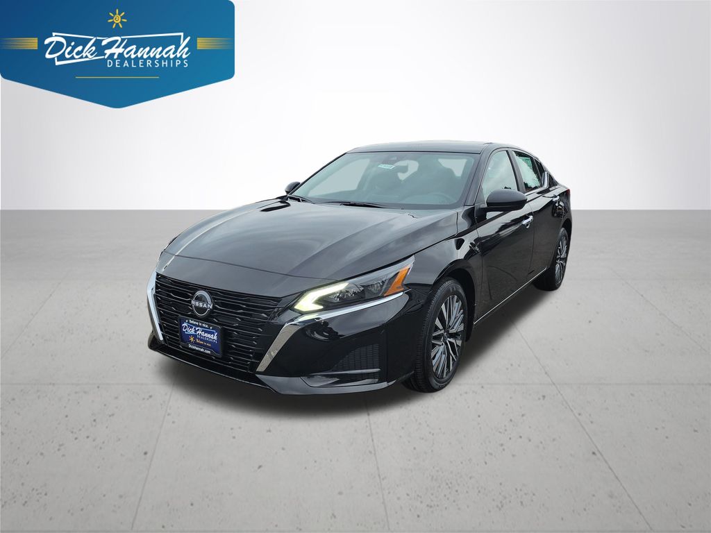 2025 Nissan Altima SV's photo