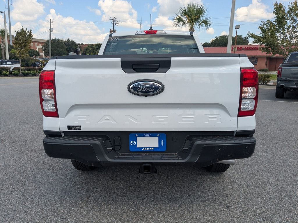 2025 Ford Ranger XL photo 4