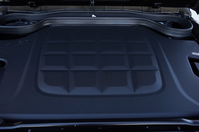 2025 Mercedes Benz G photo 4
