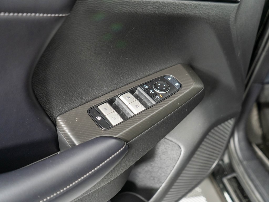 2023 Mitsubishi Outlander SE Black Edition photo 23