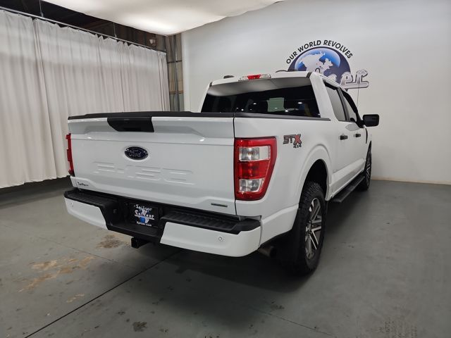 2022 Ford F-150 XL photo 4