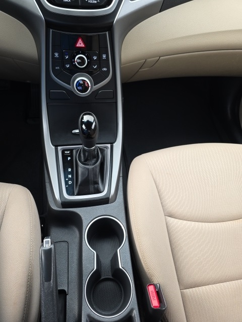 2016 Hyundai Elantra SE photo 15