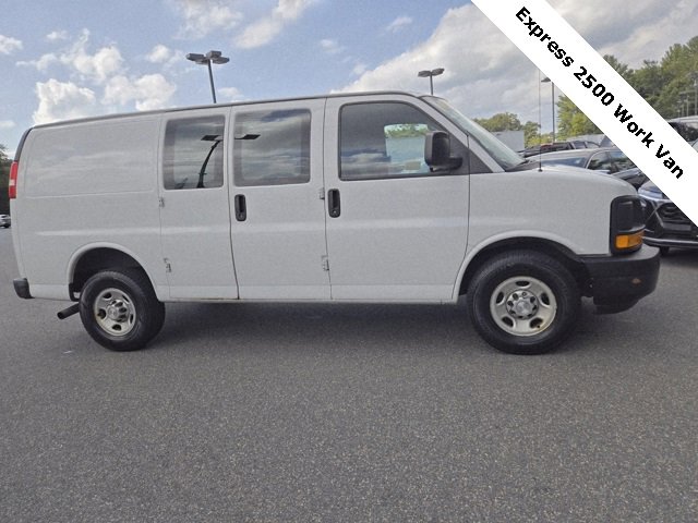 2016 Chevrolet Express 2500 Cargo photo 4