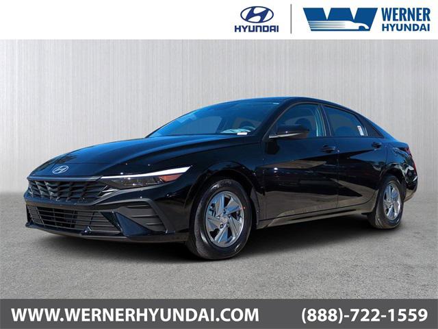 2026 Hyundai Elantra SE's photo