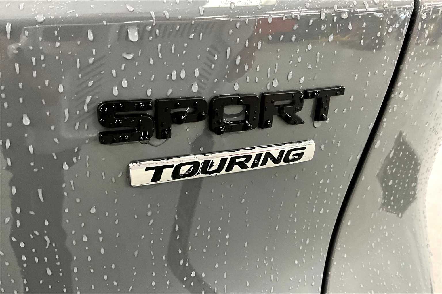 2025 Honda CR-V Hybrid Sport Touring photo 8