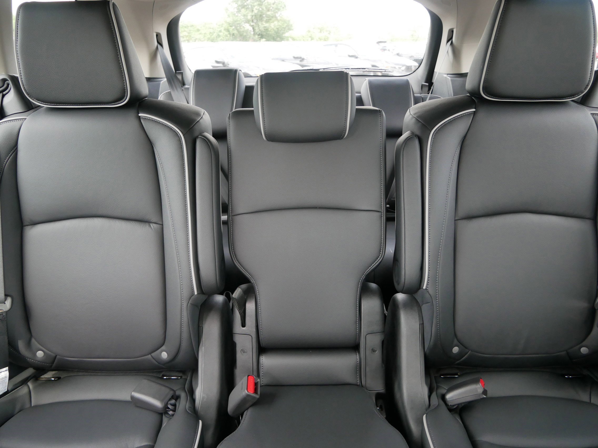 2026 Honda Odyssey Touring photo 10