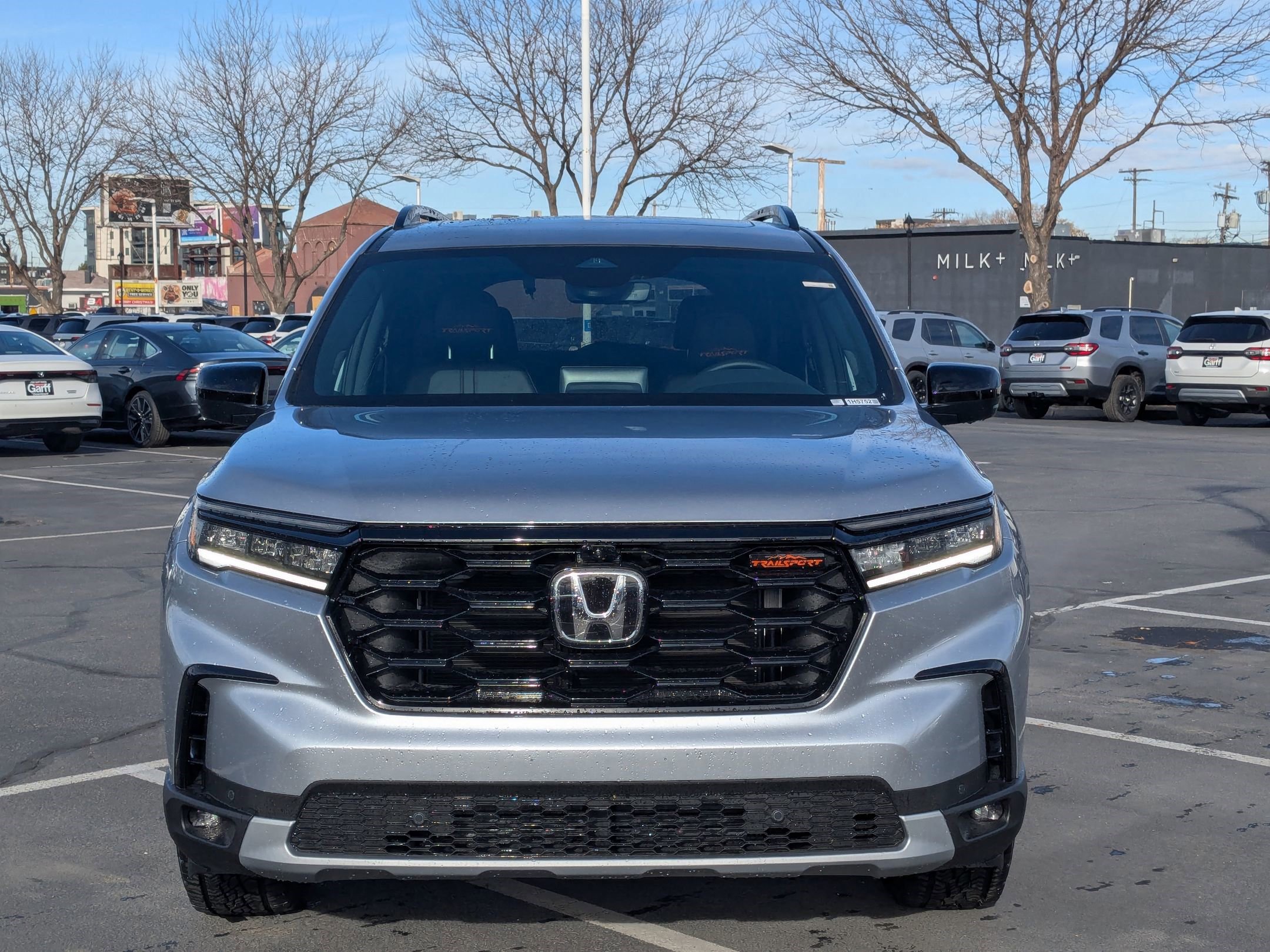2025 Honda Pilot TrailSport photo 8