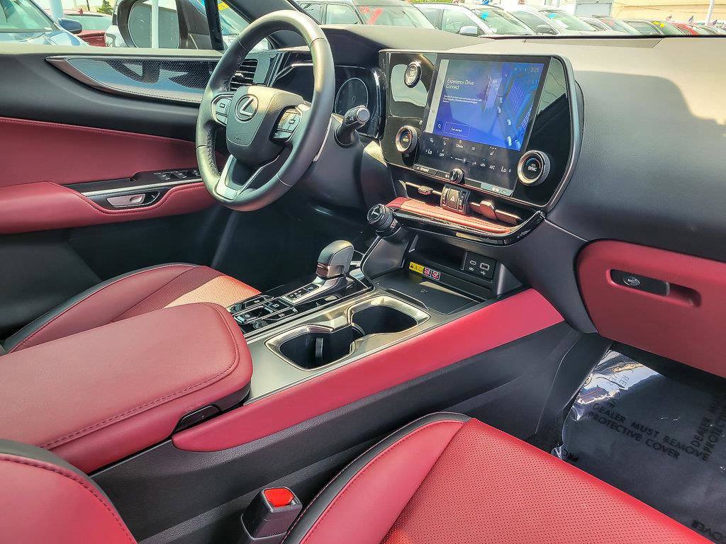 2025 LEXUS NX - Image 29