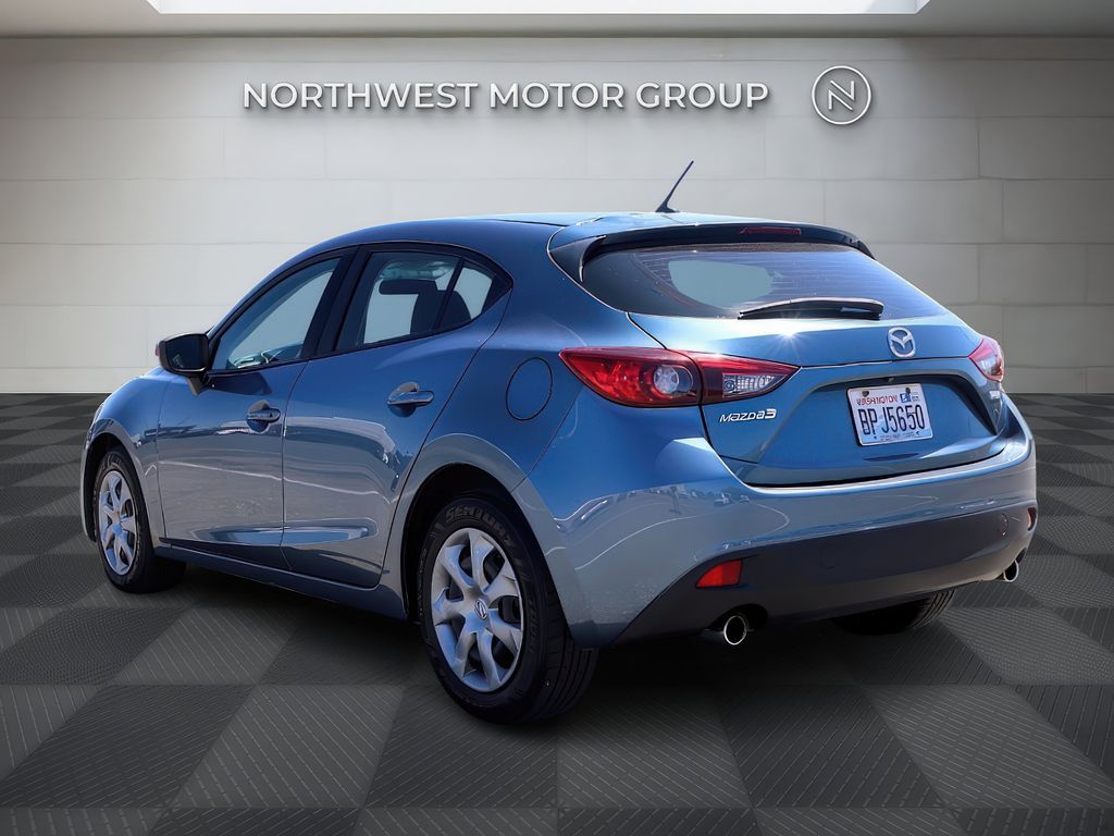 2016 Mazda Mazda3 i Sport photo 3