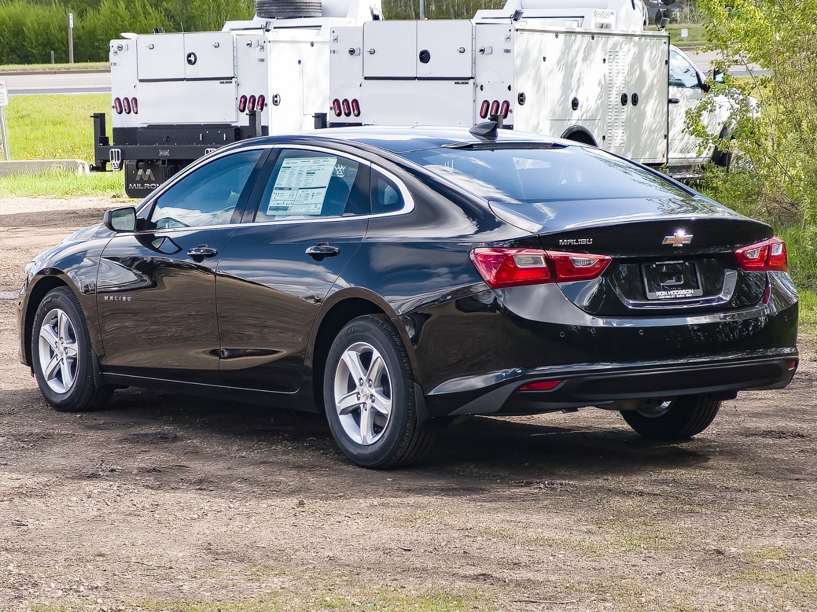 New 2024 Chevrolet Malibu LS REMOTE START SIDE BLIND ZONE ALERT 4dr Car