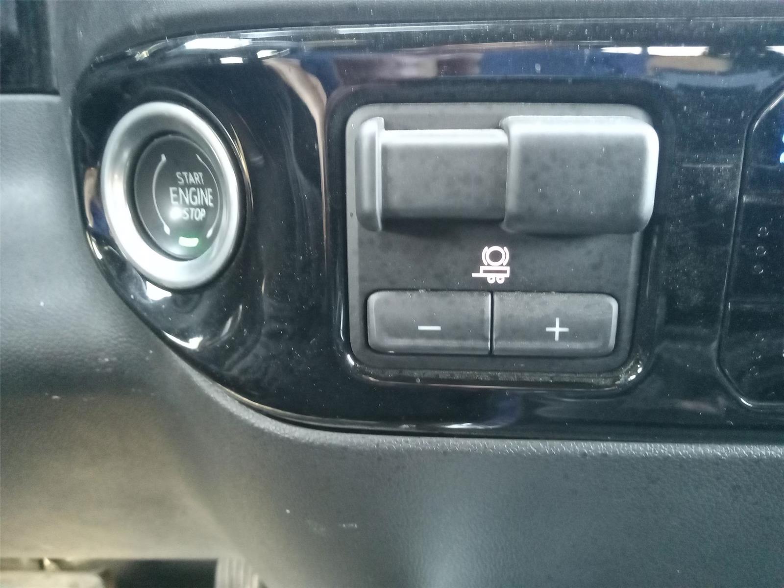 2024 Chevrolet Silverado 2500HD High Country photo 20