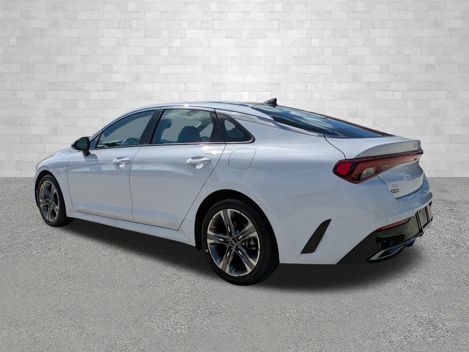 2023 Kia K5 EX photo 4