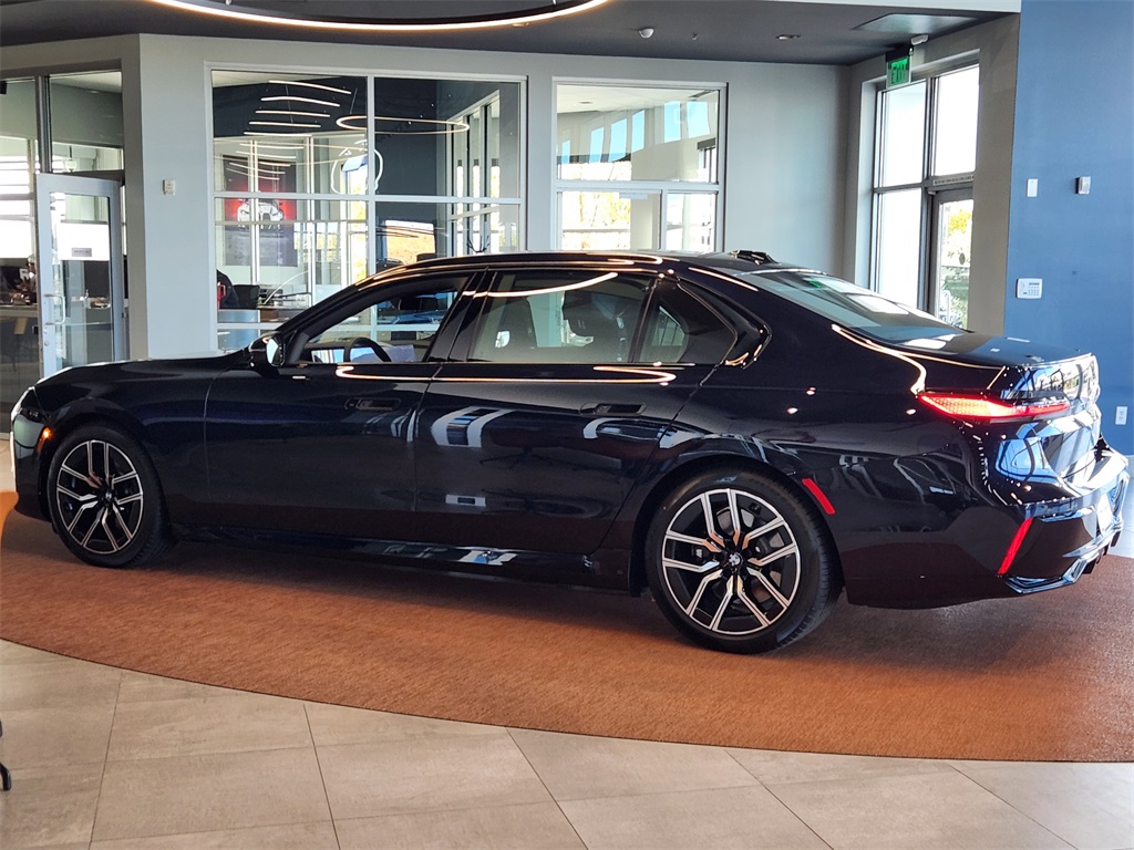 2026 Bmw i7 xDrive60 photo 2