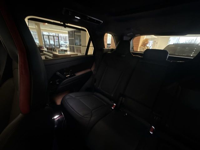 2025 Land Rover Range Rover Sport photo 3