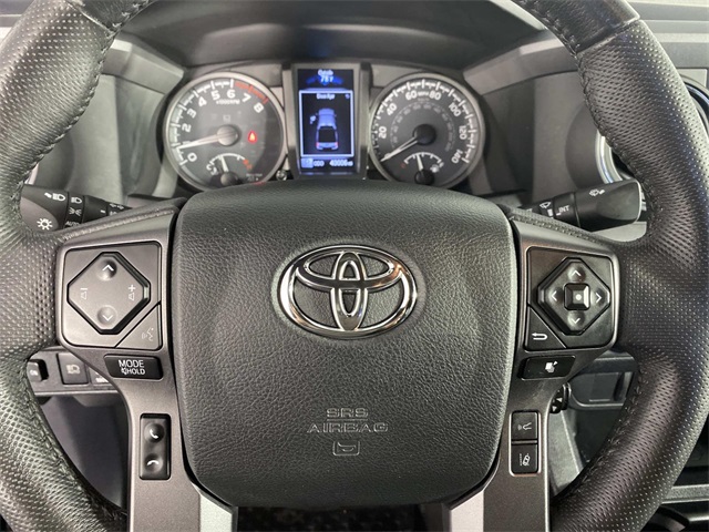 2023 Toyota Tacoma TRD Off-Road photo 13
