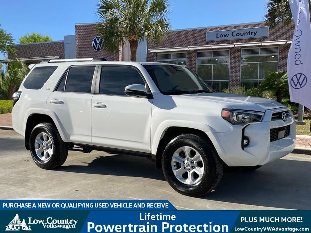 2023 Toyota 4Runner SR5 Premium's photo