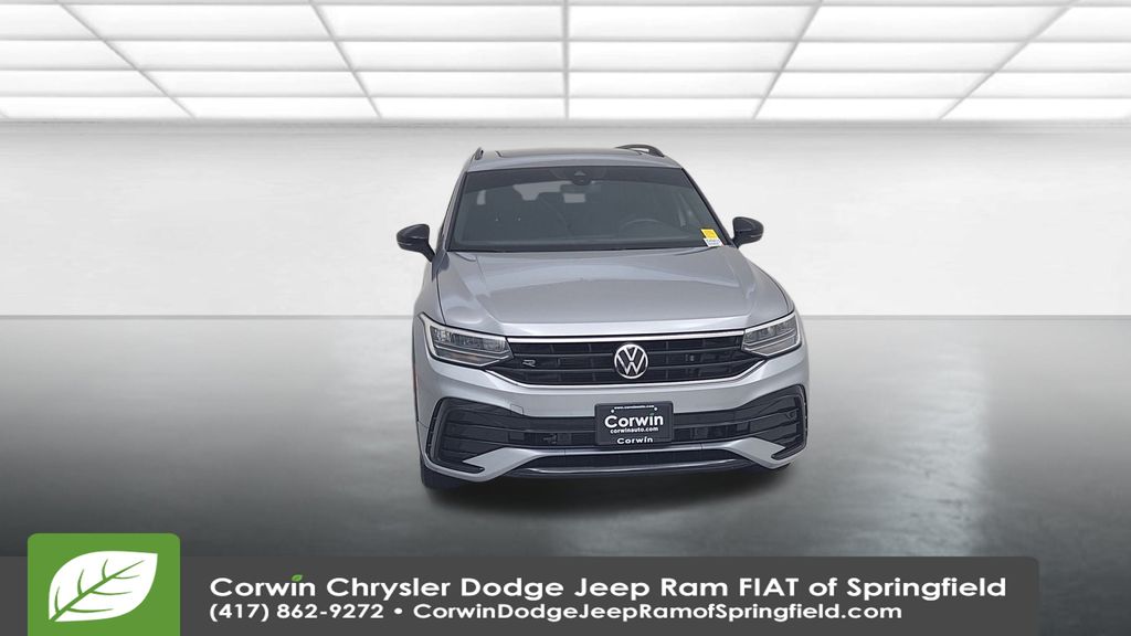 2022 Volkswagen Tiguan SE R-Line Black photo 3