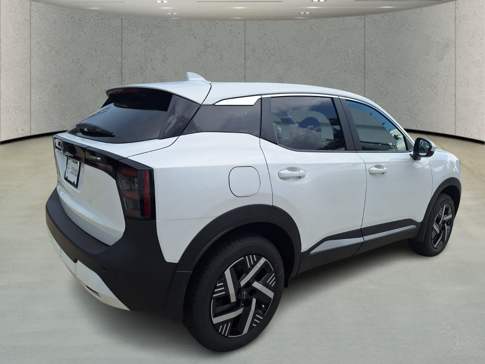 2025 Nissan Kicks SV photo 5
