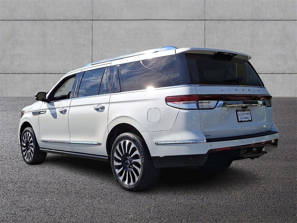 2023 Lincoln Navigator L photo 6