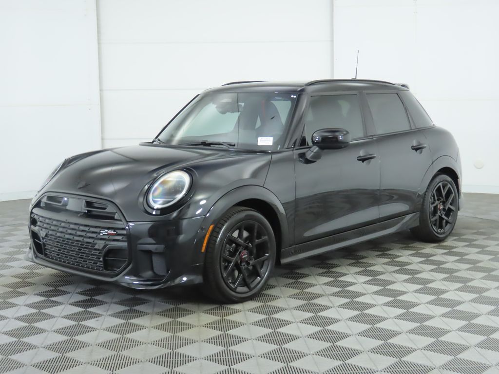 2025 MINI Hardtop 4 Door S's photo