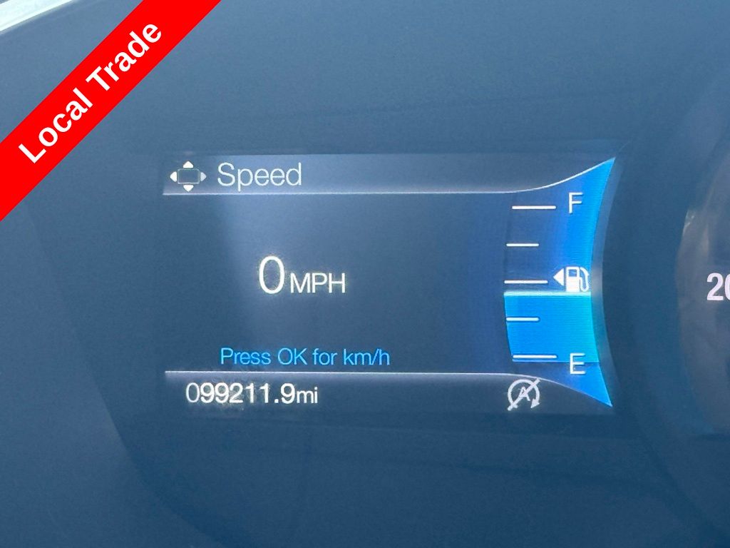 2020 Ford Fusion SE photo 3