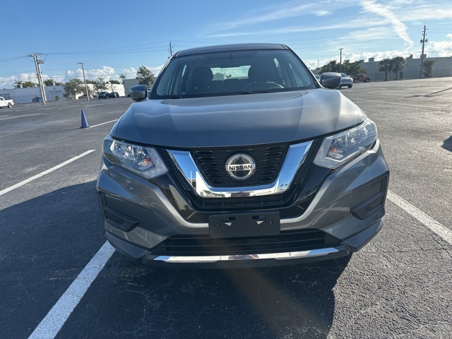 Used 2018 Nissan Rogue S with VIN KNMAT2MV6JP518961 for sale in Fort Lauderdale, FL