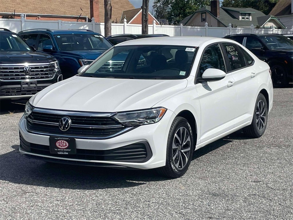 2022 Volkswagen Jetta 1.5T S photo 2