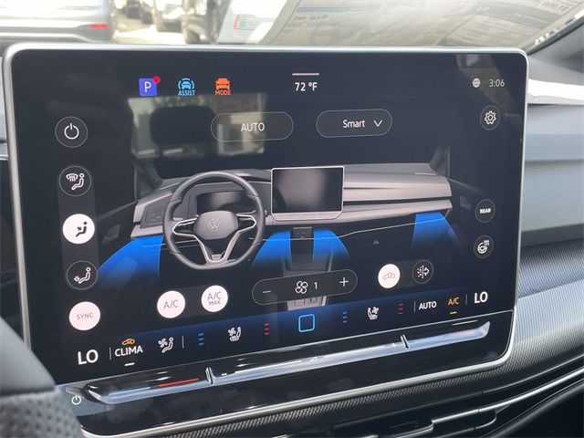 2025 Volkswagen Golf GTI Autobahn photo 18