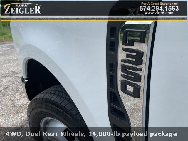2024 Ford F-350 XLT photo 35