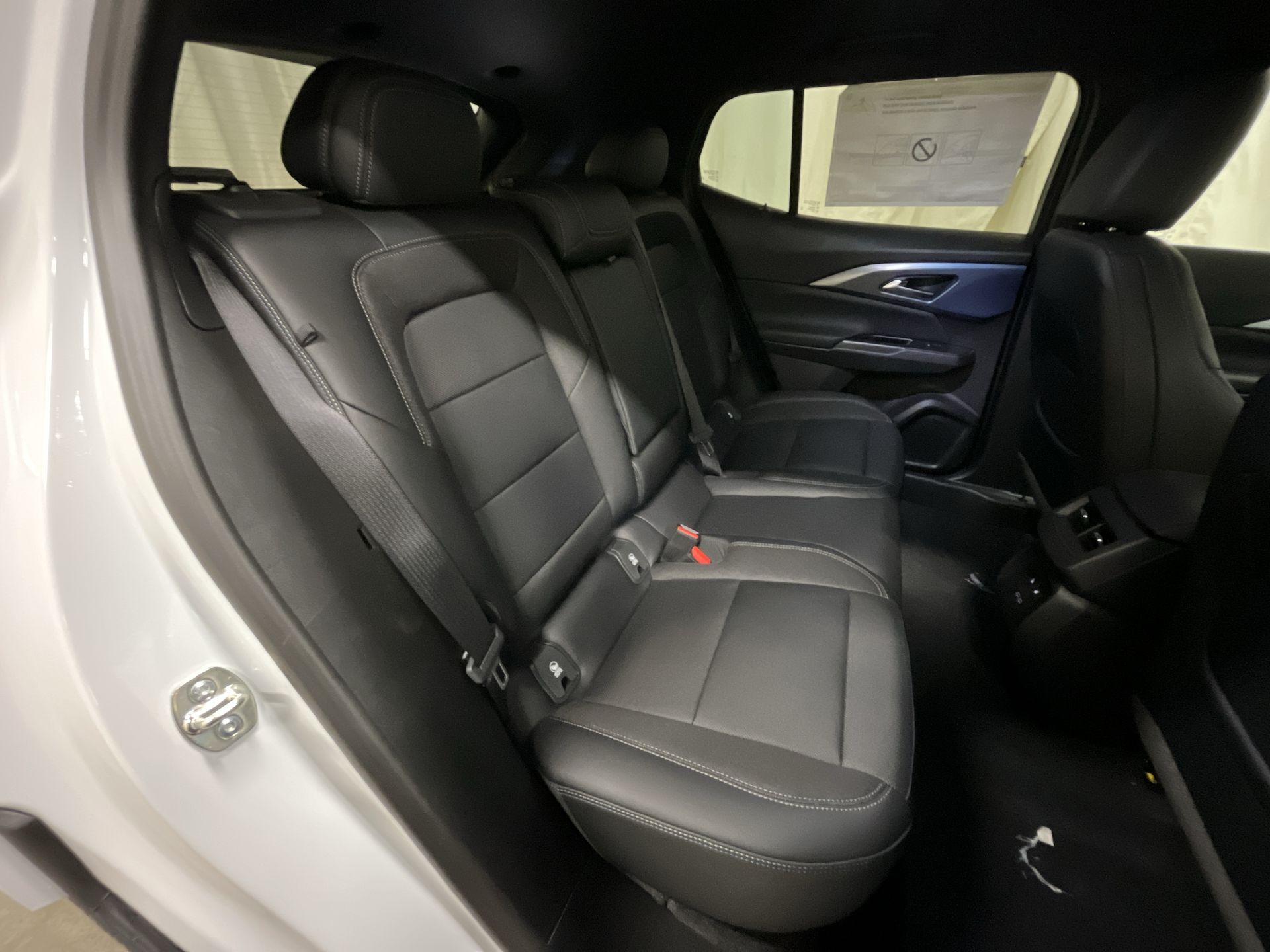 2025 Chevrolet Equinox EV 1LT photo 23