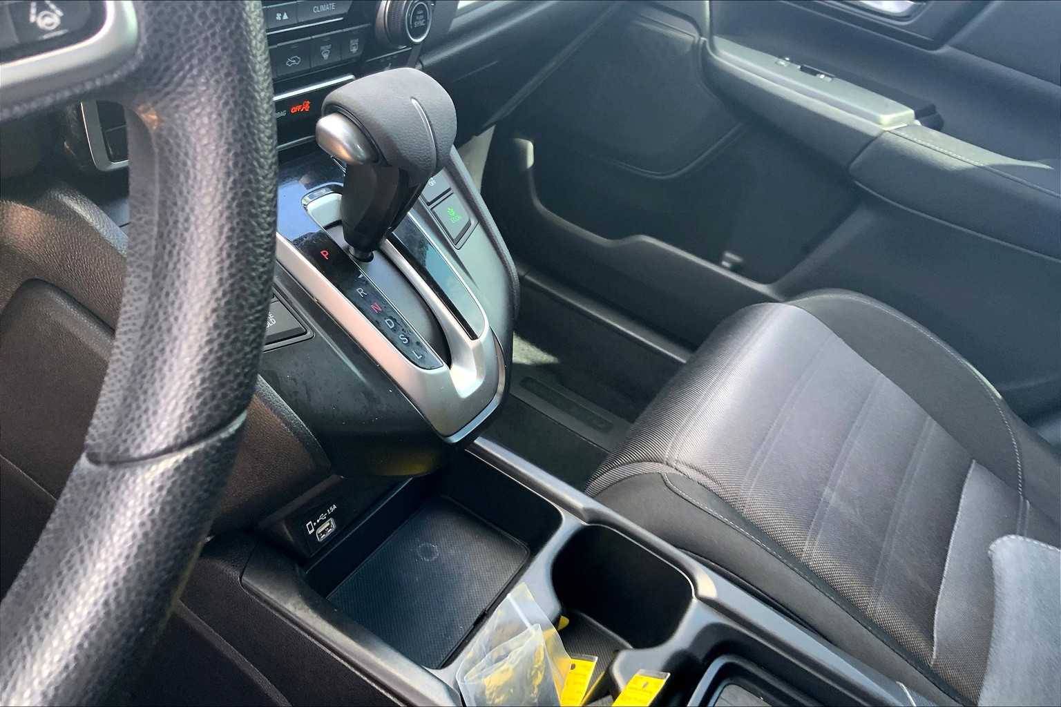 2022 Honda CR-V Special Edition photo 15