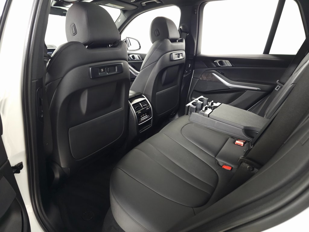 2022 BMW X5 - Image 33